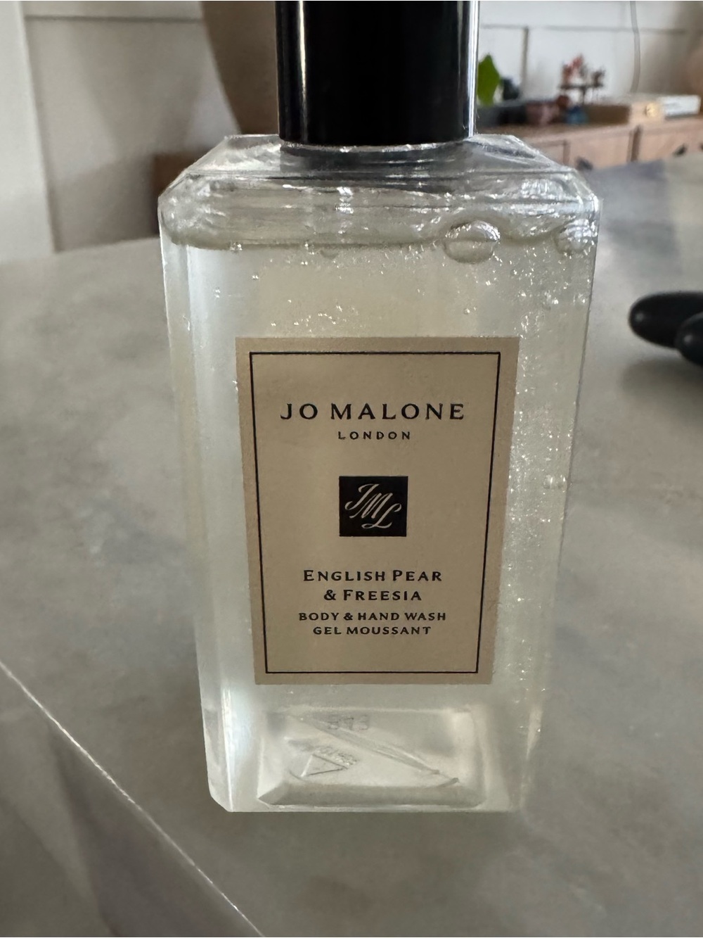 JO MALONE LONDON English Pear & Freesia Body & Hand Wash Gel 3.4oz 100mL
